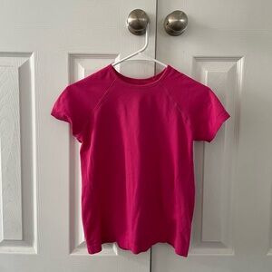 ATHLETA GIRL POWER UP SEAMLESS TEE